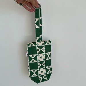 Lisa Says Gah Wine Tote